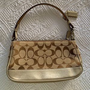 Coach 052-1861 Small Purse w/Gold Leather Trim